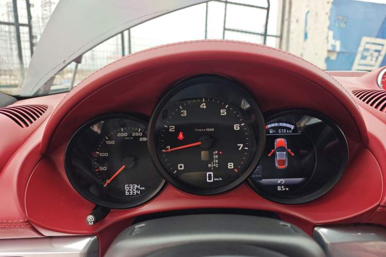 Used Porsche 718 2023 Cayman Style Edition 2.0T Instrument Cluster