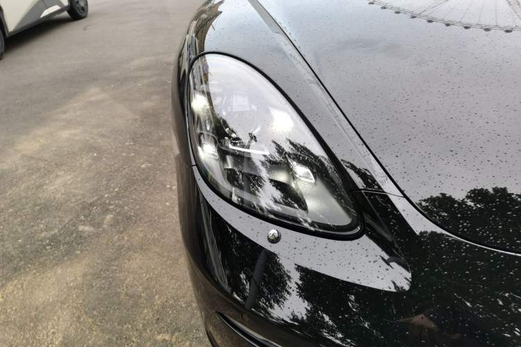 Used Porsche 718 2023 Cayman Style Edition 2.0T Right Front Headlight