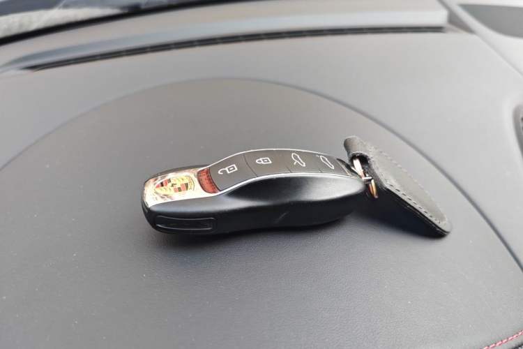 Used Porsche 718 2023 Boxster Style Edition 2.0T Vehicle Key