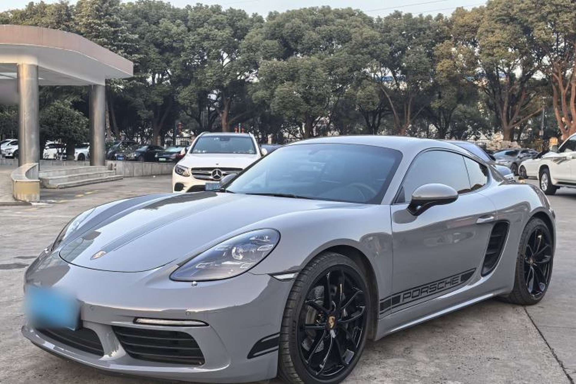 Used Porsche 718 2023 Cayman Style Edition 2.0T Front Left 45 Deg