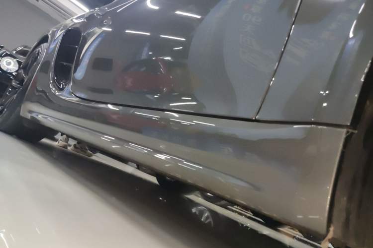 Used Porsche 718 2023 Boxster Style Edition 2.0T Right Side Sill