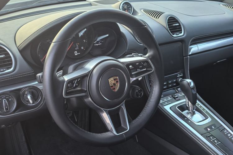 Used Porsche 718 2023 Cayman Style Edition 2.0T Steering Wheel