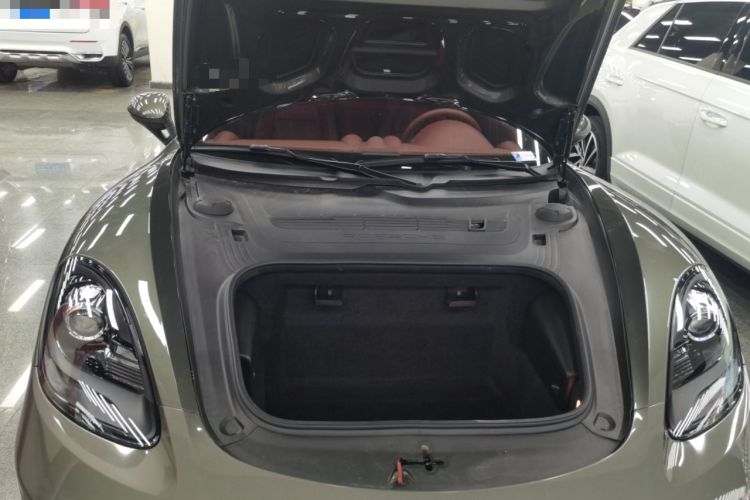 Used Porsche 718 2023 Boxster Style Edition 2.0T Engine Bay