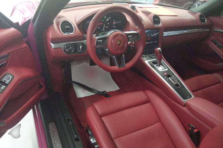 Used Porsche 718 2023 Boxster Style Edition 2.0T Center Console