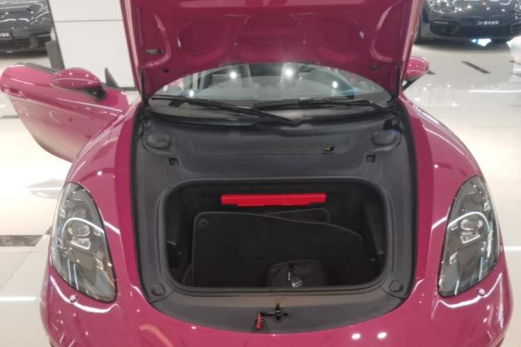 Used Porsche 718 2023 Boxster Style Edition 2.0T Engine Bay