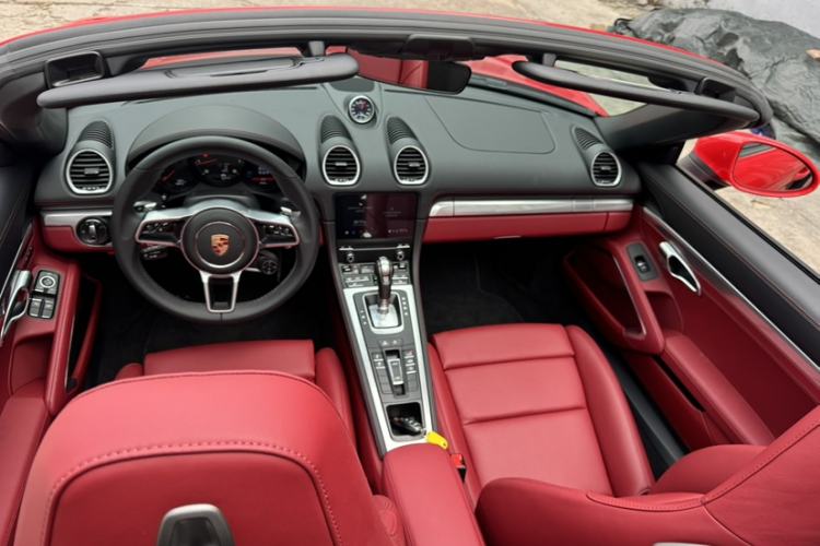 Used Porsche 718 2023 Boxster Style Edition 2.0T Interior 5