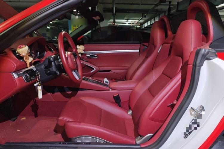 Used Porsche 718 2023 Boxster Style Edition 2.0T Left Front Seat