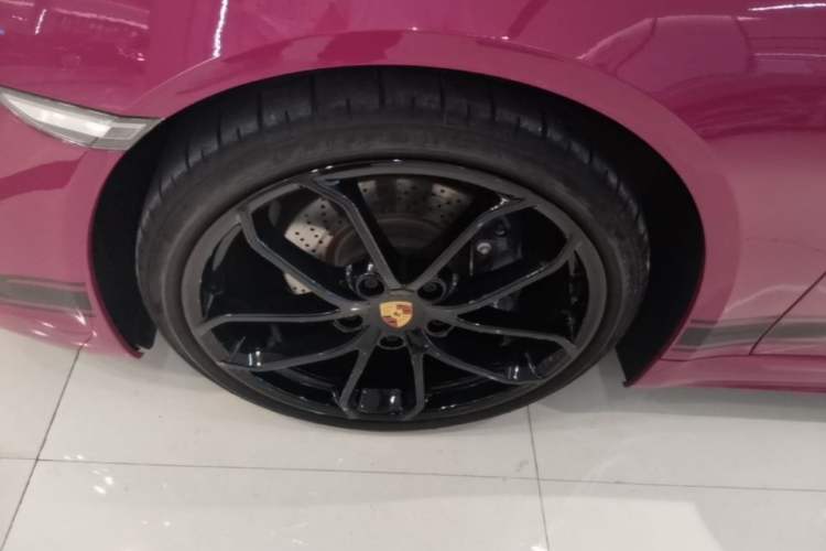 Used Porsche 718 2023 Boxster Style Edition 2.0T Left Front Wheel Hub