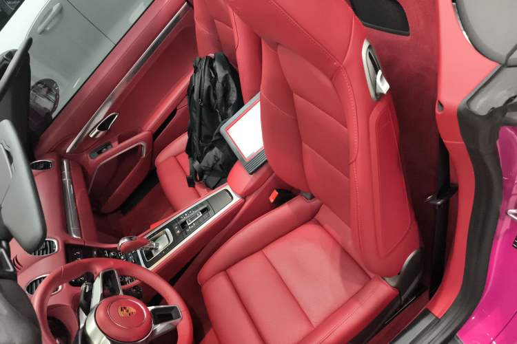 Used Porsche 718 2023 Boxster Style Edition 2.0T Left Rear Seat