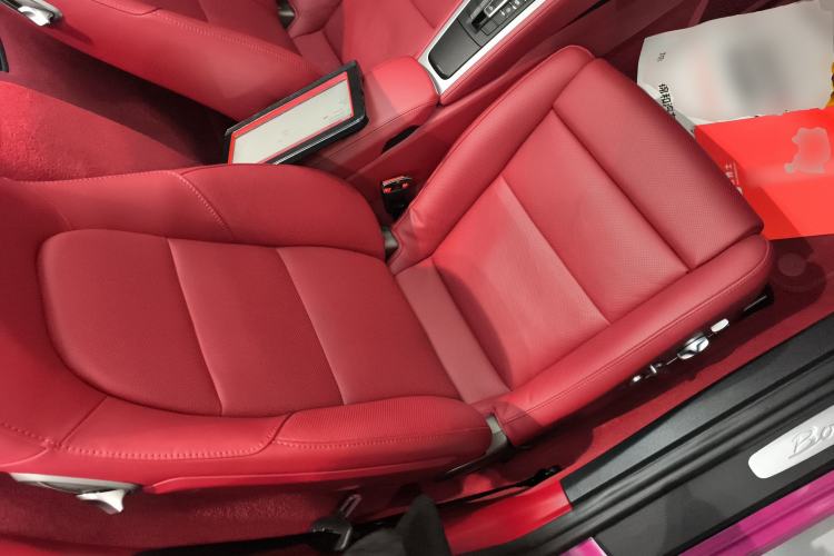 Used Porsche 718 2023 Boxster Style Edition 2.0T Right Front Seat