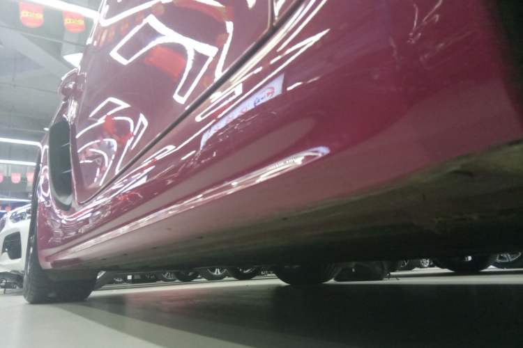 Used Porsche 718 2023 Boxster Style Edition 2.0T Right Side Sill
