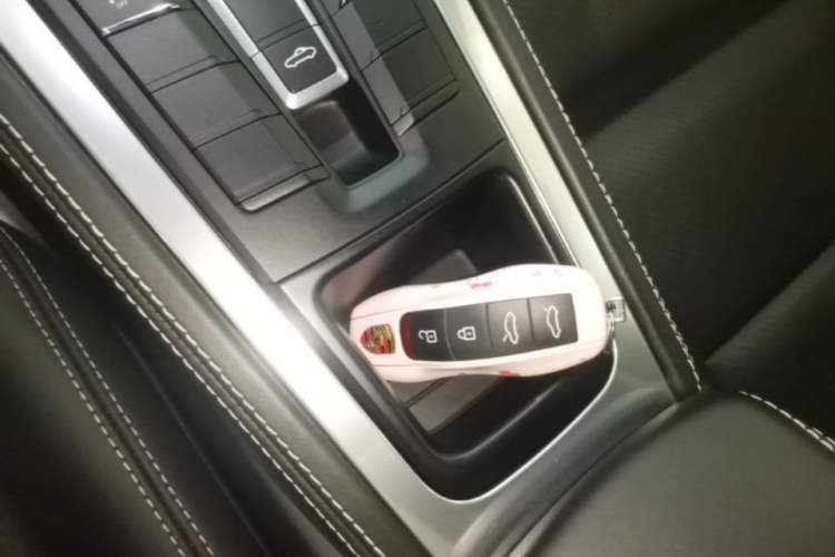 Used Porsche 718 2023 Boxster Style Edition 2.0T Vehicle Key