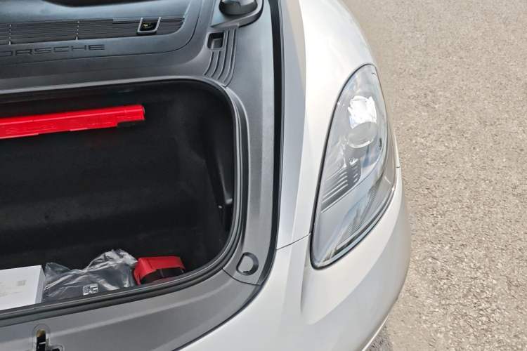 Used Porsche 718 2023 Cayman Style Edition 2.0T Engine Bay Left