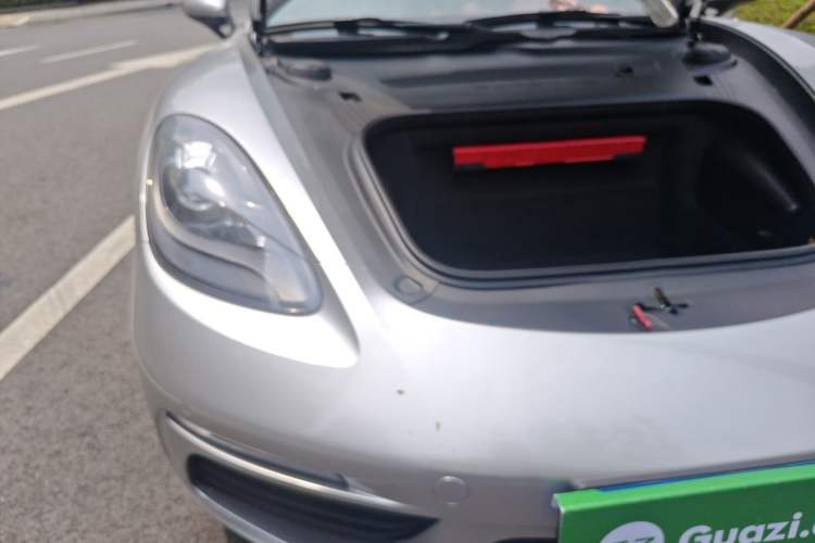 Used Porsche 718 2023 Cayman Style Edition 2.0T Engine Bay Right
