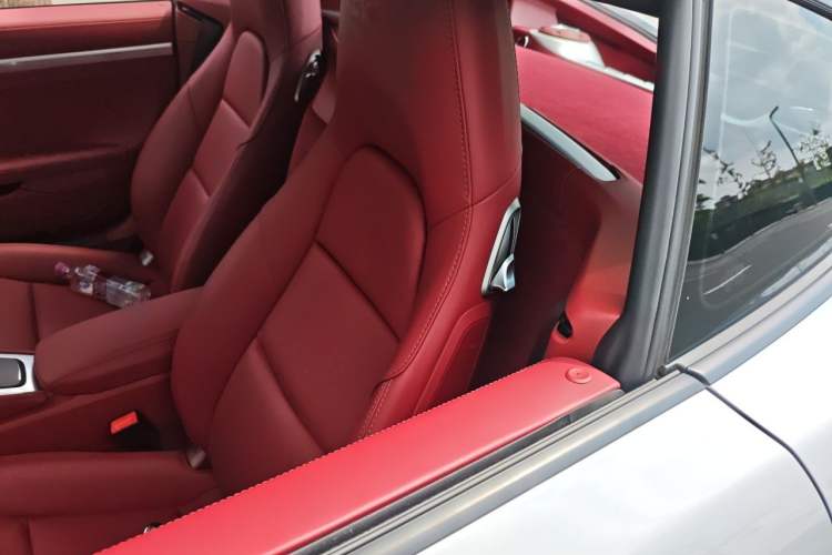 Used Porsche 718 2023 Cayman Style Edition 2.0T Left Rear Seat