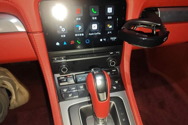 Used Porsche 718 2023 Cayman Style Edition 2.0T Audio And AC Panel