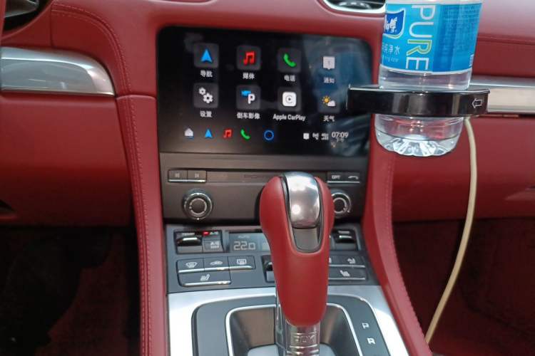 Used Porsche 718 2023 Cayman Style Edition 2.0T Audio And AC Panel