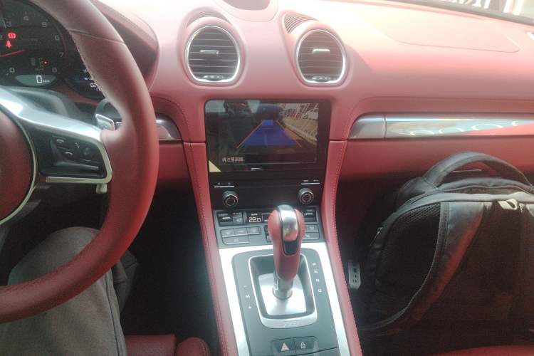 Used Porsche 718 2023 Boxster Style Edition 2.0T Audio And AC Panel