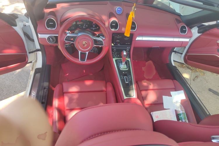 Used Porsche 718 2023 Boxster Style Edition 2.0T Center Console