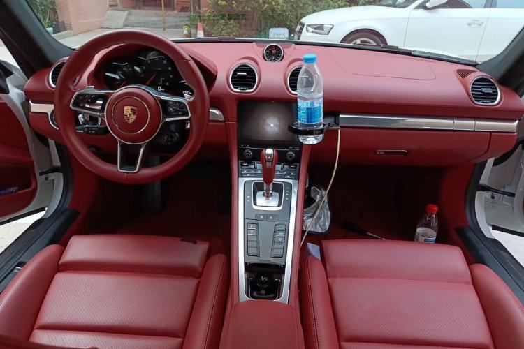 Used Porsche 718 2023 Cayman Style Edition 2.0T Center Console