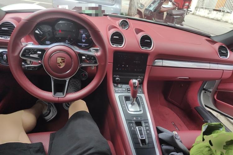 Used Porsche 718 2023 Boxster Style Edition 2.0T Center Console
