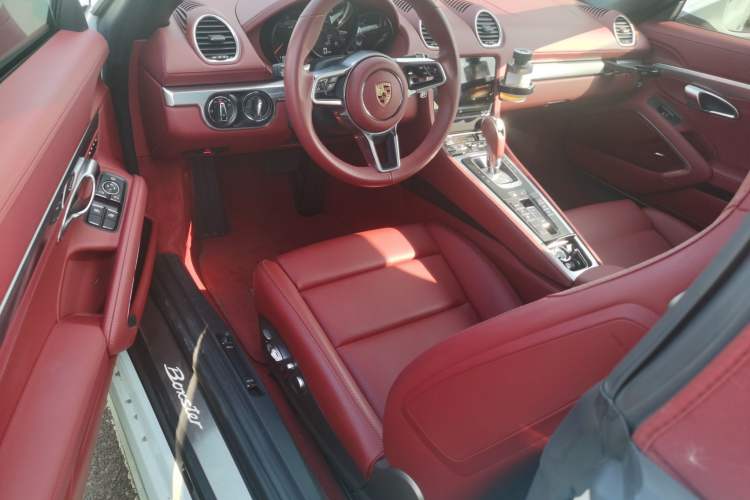 Used Porsche 718 2023 Boxster Style Edition 2.0T Driver Seat