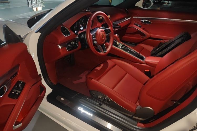Used Porsche 718 2023 Cayman Style Edition 2.0T Driver Seat