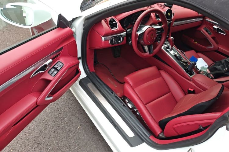 Used Porsche 718 2023 Boxster Style Edition 2.0T Driver Seat