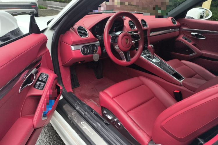 Used Porsche 718 2023 Cayman Style Edition 2.0T Driver Seat