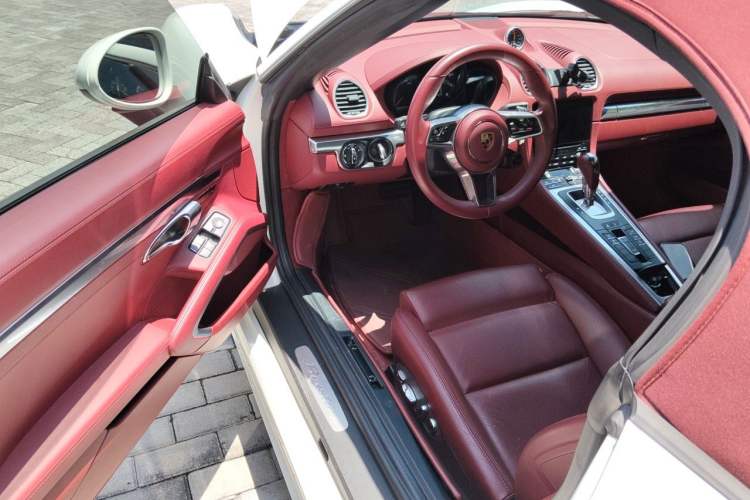 Used Porsche 718 2023 Boxster Style Edition 2.0T Driver Seat