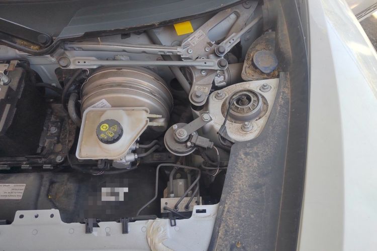 Used Porsche 718 2023 Boxster Style Edition 2.0T Engine Bay Left
