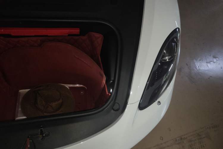 Used Porsche 718 2023 Cayman Style Edition 2.0T Engine Bay Left