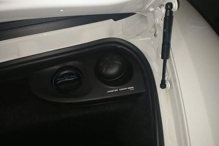 Used Porsche 718 2023 Boxster Style Edition 2.0T Engine Bay Left