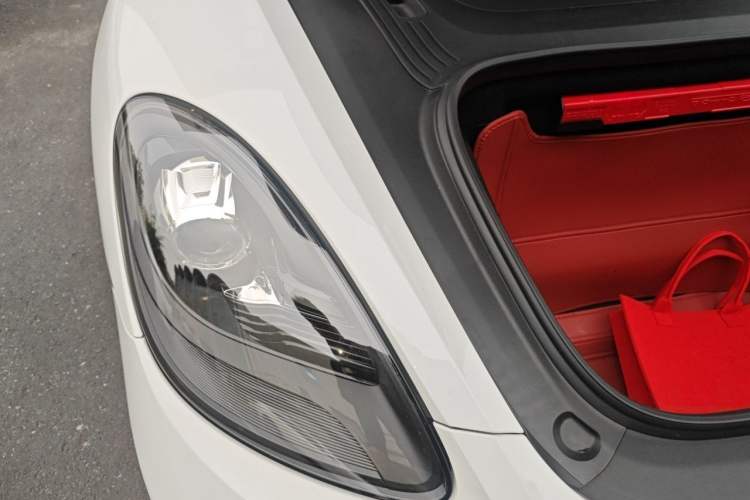 Used Porsche 718 2023 Cayman Style Edition 2.0T Engine Bay Right