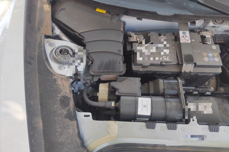 Used Porsche 718 2023 Boxster Style Edition 2.0T Engine Bay Right