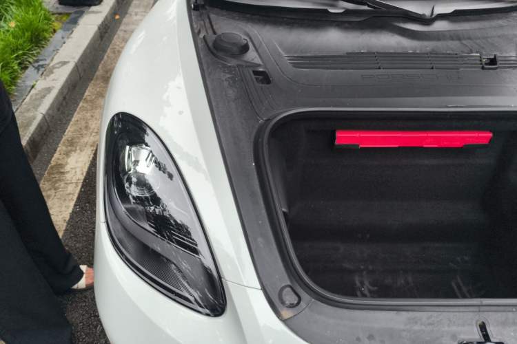 Used Porsche 718 2023 Cayman Style Edition 2.0T Engine Bay Right