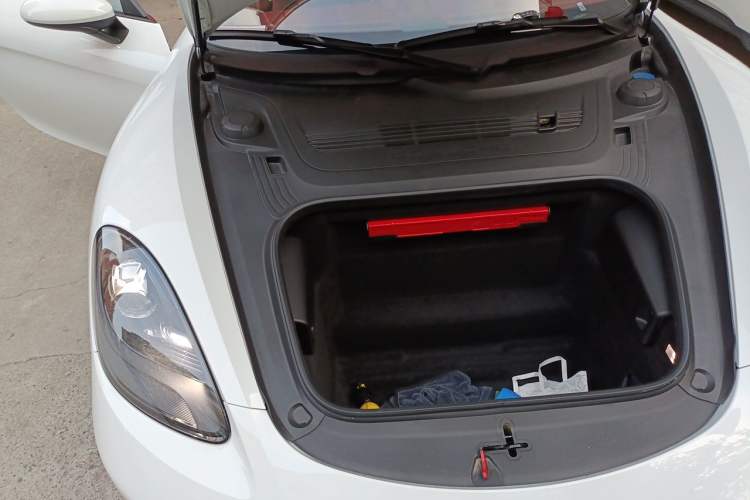 Used Porsche 718 2023 Cayman Style Edition 2.0T Engine Bay Right