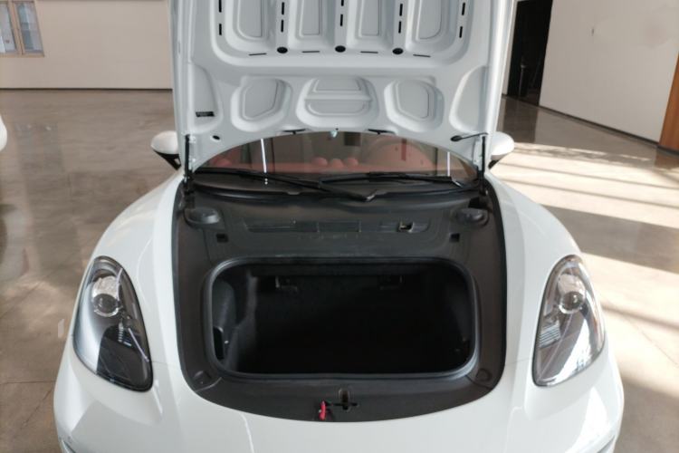 Used Porsche 718 2023 Boxster Style Edition 2.0T Engine Bay