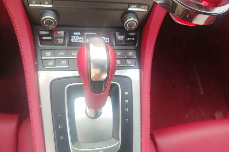 Used Porsche 718 2023 Boxster Style Edition 2.0T Gear Lever