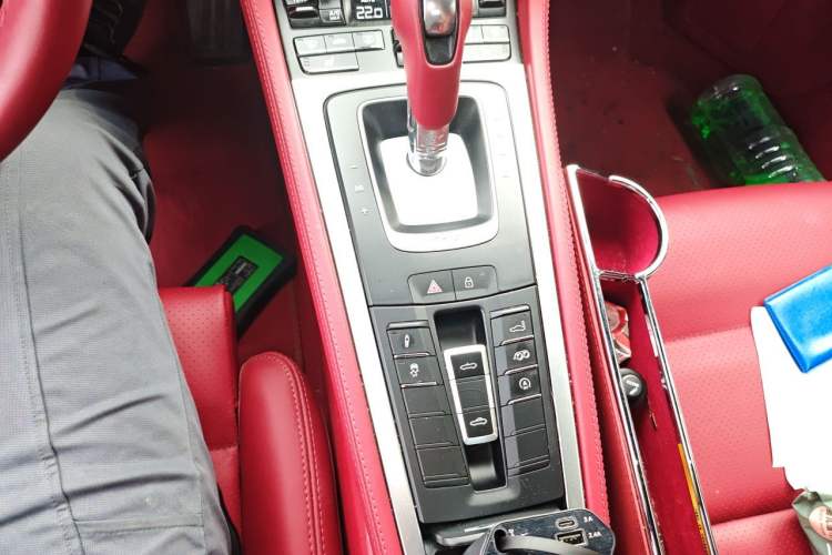 Used Porsche 718 2023 Boxster Style Edition 2.0T Gear Lever