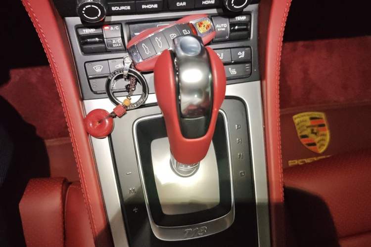 Used Porsche 718 2023 Cayman Style Edition 2.0T Gear Lever
