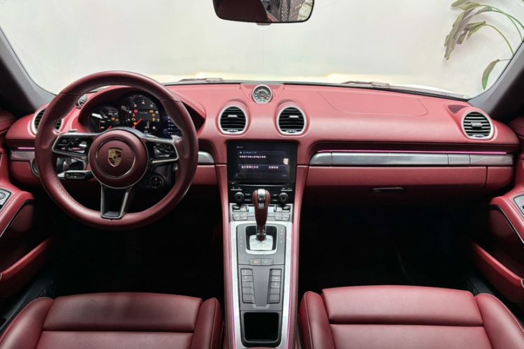 Used Porsche 718 2023 Cayman Style Edition 2.0T Interior 1