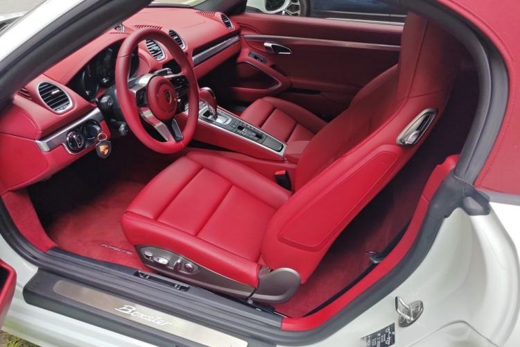 Used Porsche 718 2023 Boxster Style Edition 2.0T Interior 3