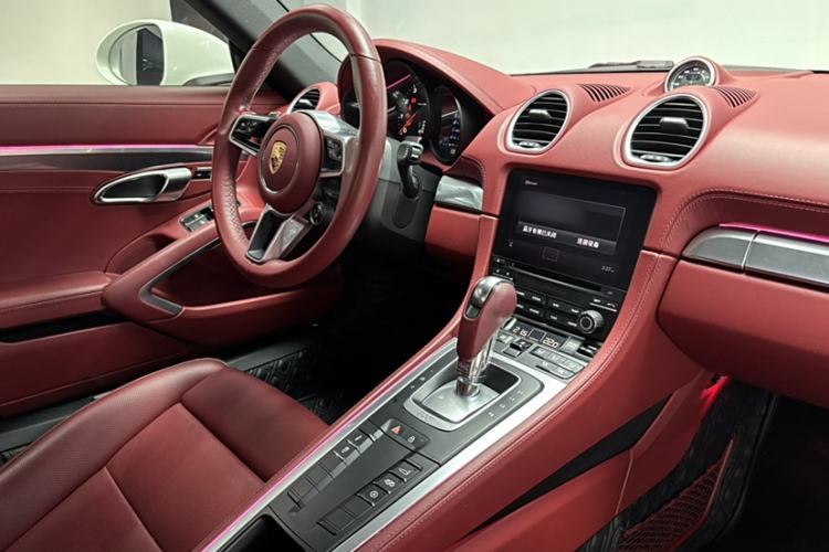Used Porsche 718 2023 Cayman Style Edition 2.0T Interior 8