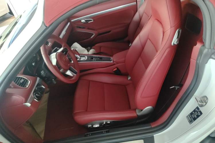 Used Porsche 718 2023 Boxster Style Edition 2.0T Left Front Seat