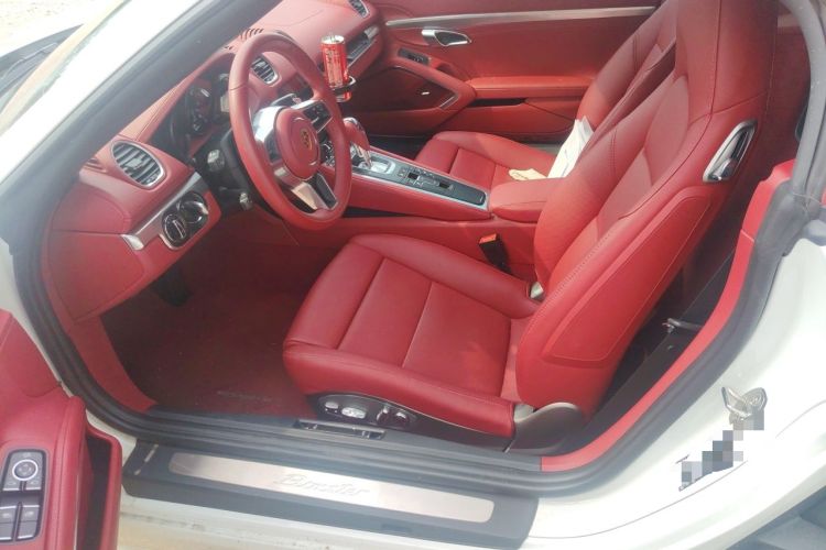 Used Porsche 718 2023 Boxster Style Edition 2.0T Left Front Seat