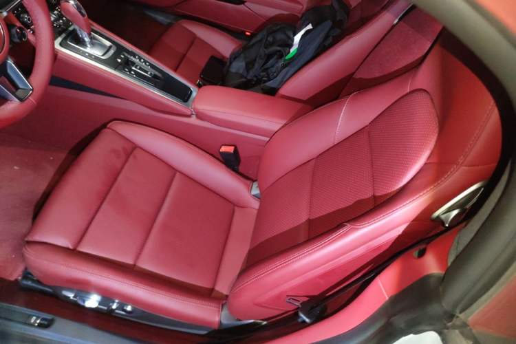 Used Porsche 718 2023 Boxster Style Edition 2.0T Left Front Seat