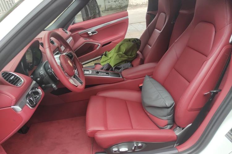 Used Porsche 718 2023 Boxster Style Edition 2.0T Left Front Seat