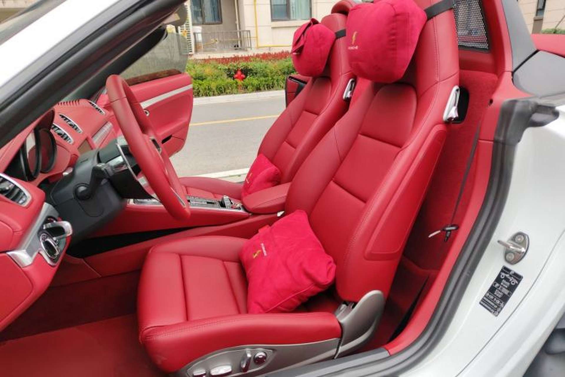 Used Porsche 718 2023 Boxster Style Edition 2.0T Left Front Seat