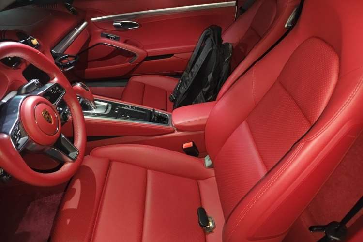 Used Porsche 718 2023 Cayman Style Edition 2.0T Left Rear Seat